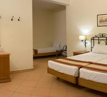 Kennedy Nova Hotell 4*