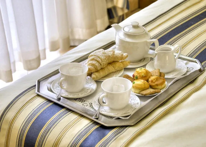 Kennedy Nova מלון