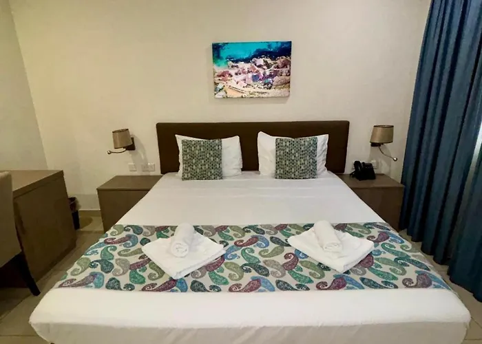 Kennedy Nova 4* Gzira