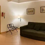 肯尼迪诺瓦酒店 4* Gzira