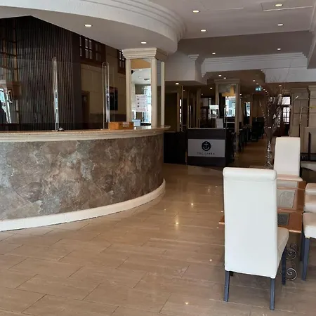 Отель Kennedy Nova