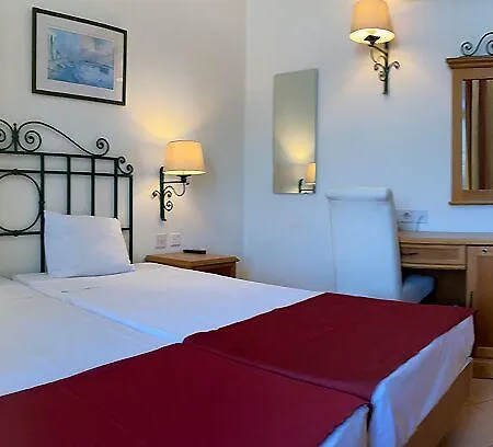 Отель Kennedy Nova Gzira