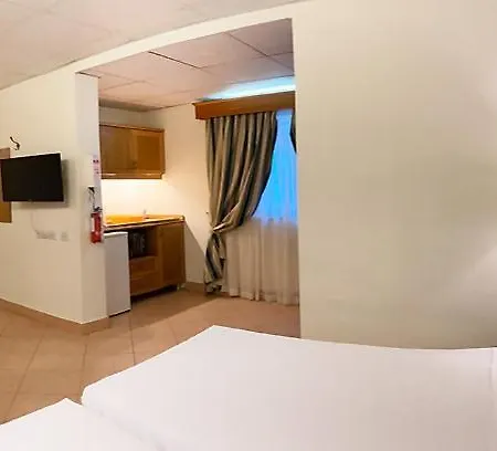Kennedy Nova 4*