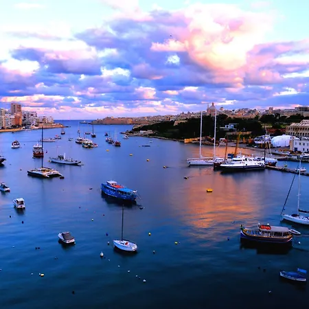 Hotel Kennedy Nova 4*