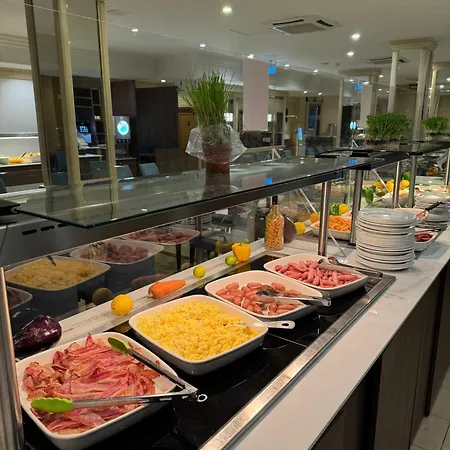 Kennedy Nova 4* Gzira