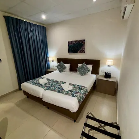 Hotel Kennedy Nova 4*