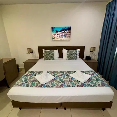 Kennedy Nova 4* Gzira