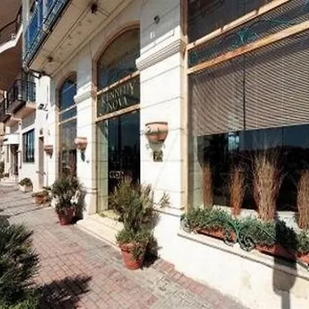 Hotel Kennedy Nova 4*